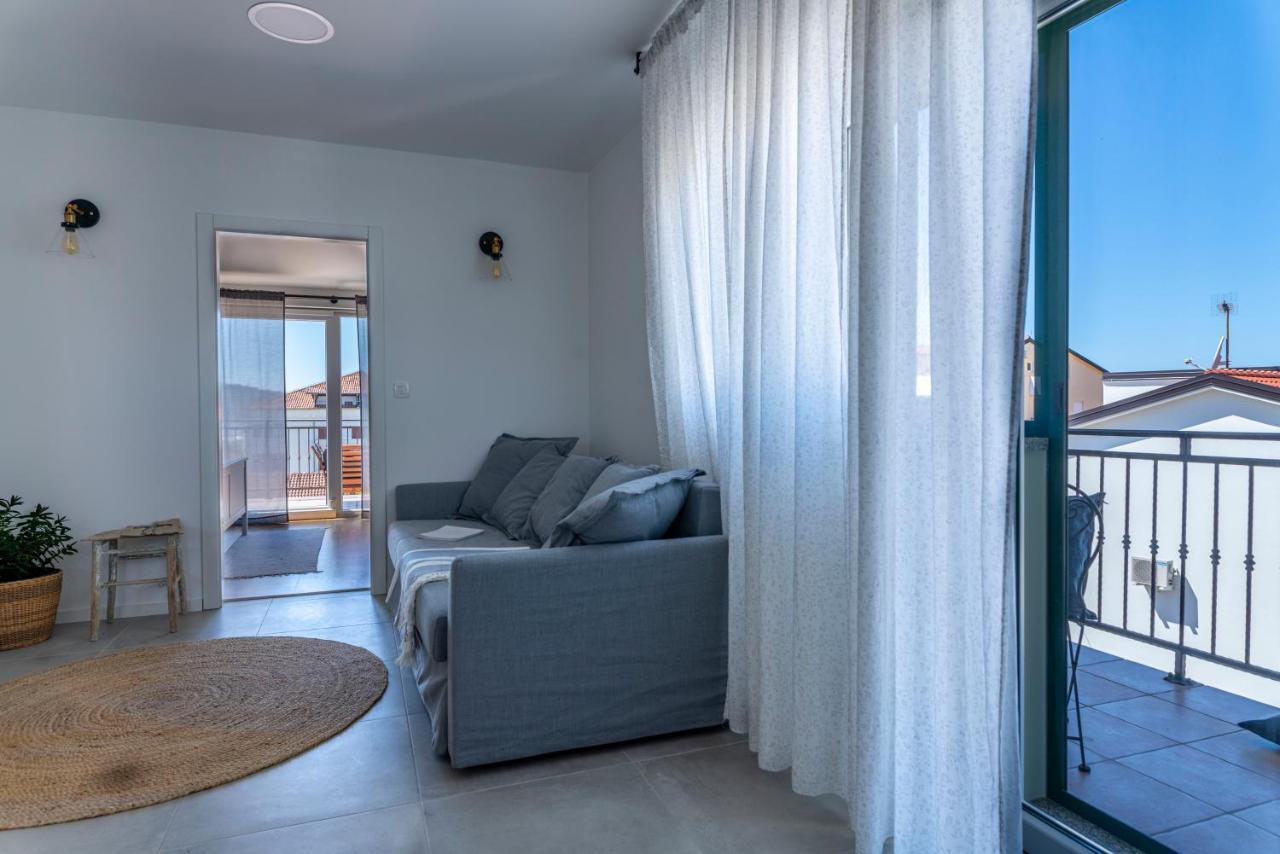 Charming Tale Apartments Modun19 Pirovac Exterior foto