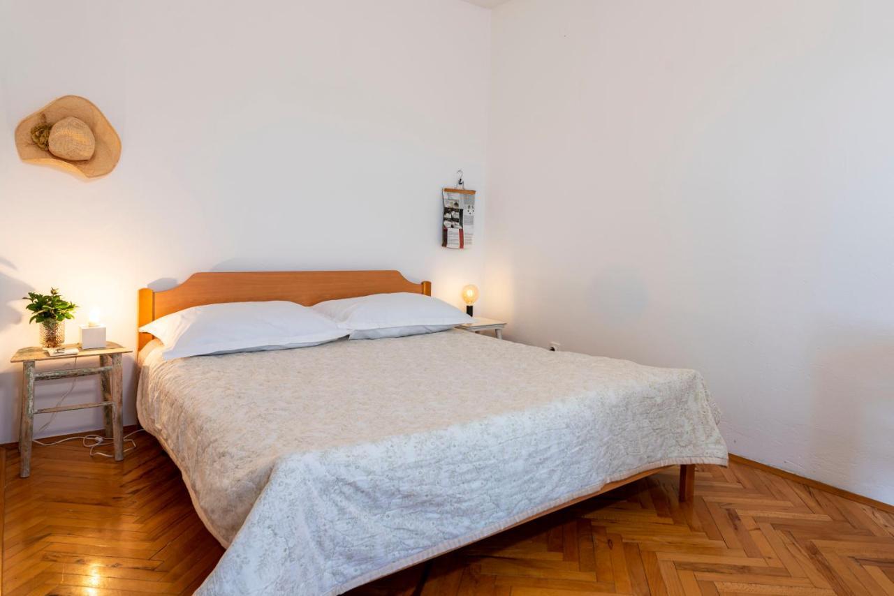 Charming Tale Apartments Modun19 Pirovac Exterior foto