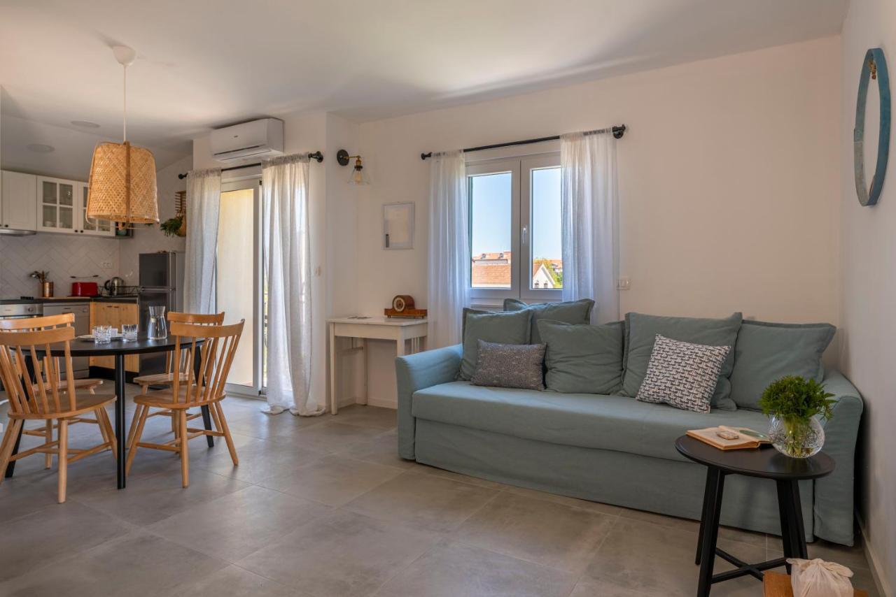 Charming Tale Apartments Modun19 Pirovac Exterior foto