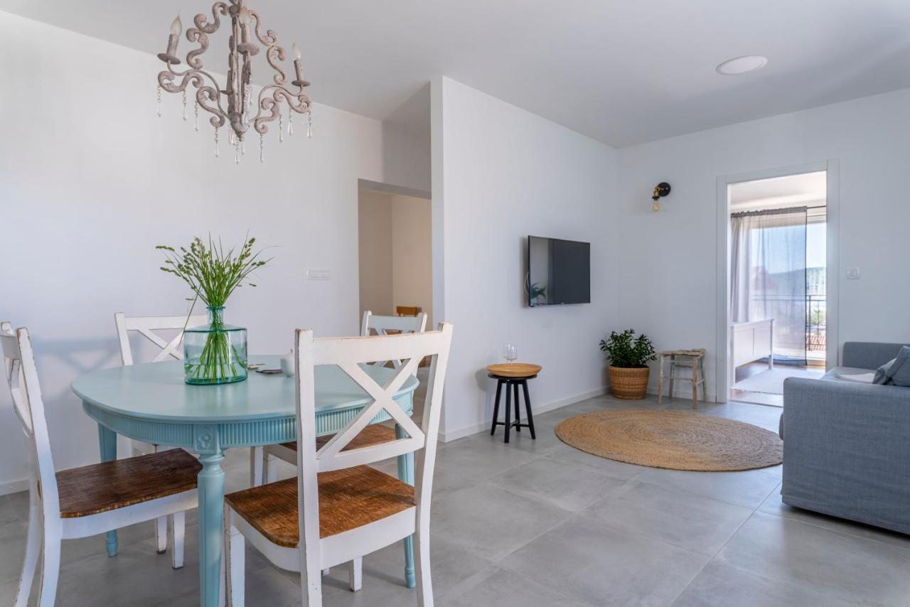 Charming Tale Apartments Modun19 Pirovac Exterior foto